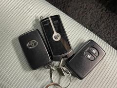 ���ޡ��ȥ��������ƥ���ץå��奨�󥸥󥹥����ȥ����ƥࡢ���󥸥��ư����ߤ��󥿥å��ǹԤ��������Υ��å��ޤǥɥ��Υ֤˿������ǥ�󥿥å����ǹԤ����Ȥ�����ޤ��� 7