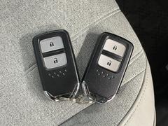 フィット ホーム　禁煙車　純正ナビ　バックモニター　ホンダセンシング 1161052A30251106W002 7