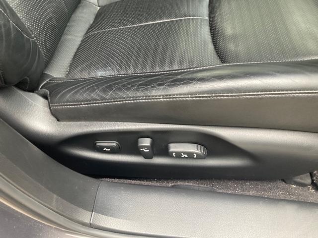 フーガ ３７０ＧＴ　タイプＳ　オートクルーズコントロール　バックカメラ　ナビ　アルミホイール　オートライト　ＨＩＤ　ＡＴ　ミュージックプレイヤー接続可　ミュージックサーバー　ＣＤ　パワーシート　スマートキー　シートエアコン（24枚目）