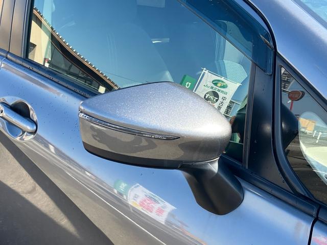 ノート X スマートキー アイドリングストップ ETC ナビ CD 運転席・助手席エアバック ABS ESC 盗難防止システム 衝突安全ボディ エアコン パワーステアリング パワーウインドウ(6枚目)