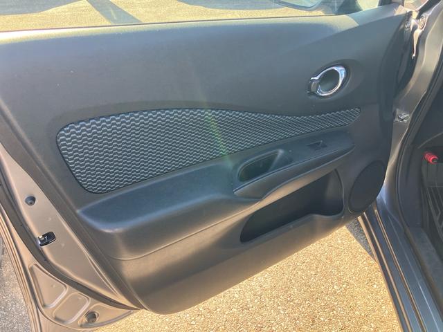 ノート X スマートキー アイドリングストップ ETC ナビ CD 運転席・助手席エアバック ABS ESC 盗難防止システム 衝突安全ボディ エアコン パワーステアリング パワーウインドウ(24枚目)