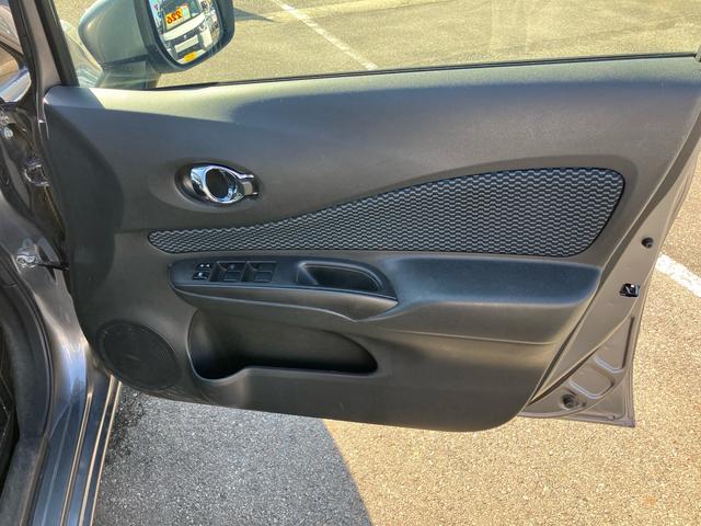 ノート X スマートキー アイドリングストップ ETC ナビ CD 運転席・助手席エアバック ABS ESC 盗難防止システム 衝突安全ボディ エアコン パワーステアリング パワーウインドウ(32枚目)