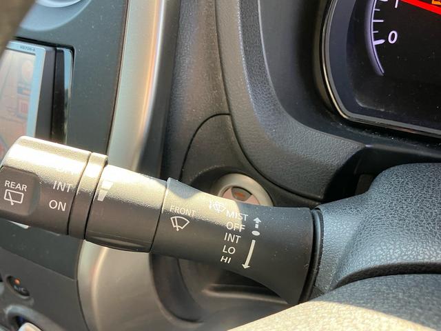 ノート X スマートキー アイドリングストップ ETC ナビ CD 運転席・助手席エアバック ABS ESC 盗難防止システム 衝突安全ボディ エアコン パワーステアリング パワーウインドウ(40枚目)