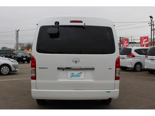 GL 4WD 10人乗り SDナビTV バックカメラ ETC パワースライドドア 衝突軽減ブレーキ オートハイビーム キーレスエントリー(4枚目)