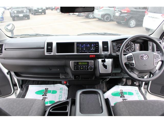 GL 4WD 10人乗り SDナビTV バックカメラ ETC パワースライドドア 衝突軽減ブレーキ オートハイビーム キーレスエントリー(18枚目)