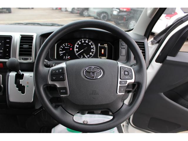 GL 4WD 10人乗り SDナビTV バックカメラ ETC パワースライドドア 衝突軽減ブレーキ オートハイビーム キーレスエントリー(19枚目)