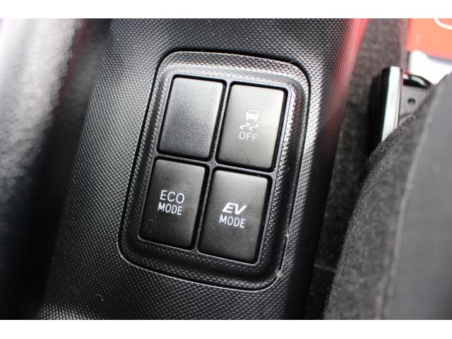 アクア Ｓ　ＳＤナビＴＶ　Ｂカメラ　ＥＴＣ　スマートキー　禁煙車　ｂｌｕｅｔｏｏｔｈ　ｉ－ＳＴＯＰ　禁煙　点検記録簿　ＳＤナビ　安全ボディ　ＷＳＲＳ　キーレスキー　前席パワーウィンドウ　スマートキーシステム　リヤカメラ　ナビＴＶ　オートエアコン　１オーナー　ＥＳＣ（42枚目）