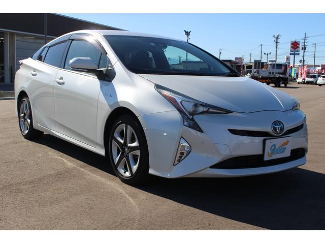 TOYOTA PRIUS A TOURING SELECTION