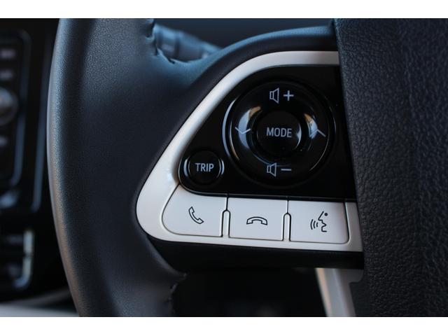 TOYOTA PRIUS A TOURING SELECTION