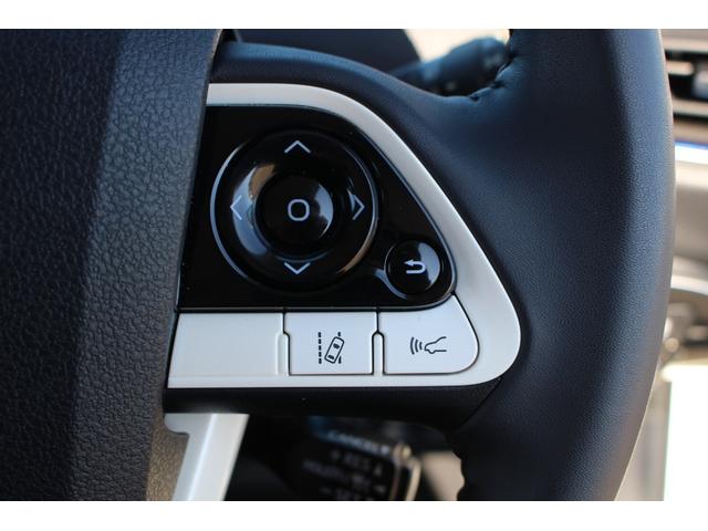 TOYOTA PRIUS A TOURING SELECTION