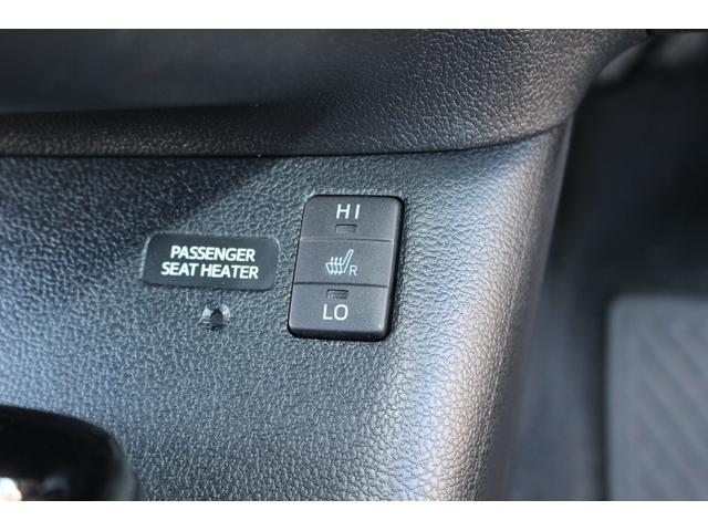 TOYOTA PRIUS A TOURING SELECTION