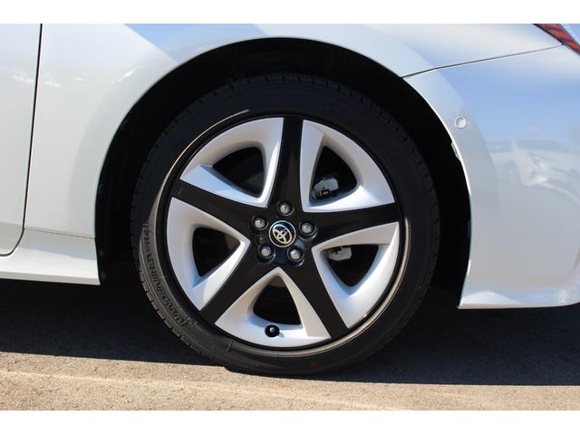 TOYOTA PRIUS A TOURING SELECTION