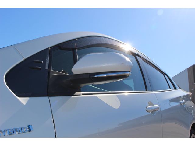 TOYOTA PRIUS A TOURING SELECTION