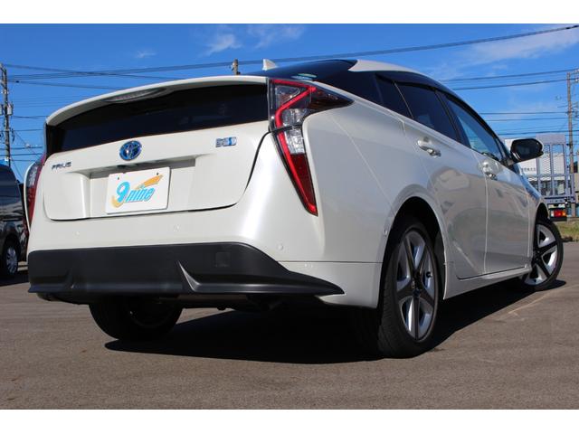 TOYOTA PRIUS A TOURING SELECTION