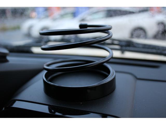 ジムニー XL キーレススタートシステム 禁煙車両 電格ドアミラー スマートキー&プッシュスタート 助手席エアバッグ パートタイム4WD セキュリティ エアバック 横滑り防止機能 パワーウィンドウ フルオートエアコン(19枚目)