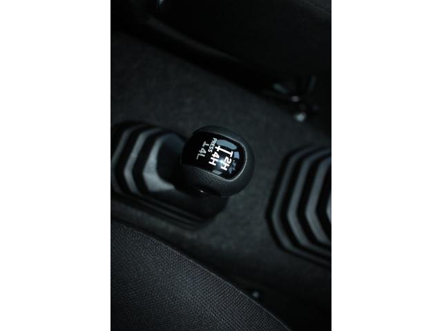 ジムニー XL キーレススタートシステム 禁煙車両 電格ドアミラー スマートキー&プッシュスタート 助手席エアバッグ パートタイム4WD セキュリティ エアバック 横滑り防止機能 パワーウィンドウ フルオートエアコン(25枚目)
