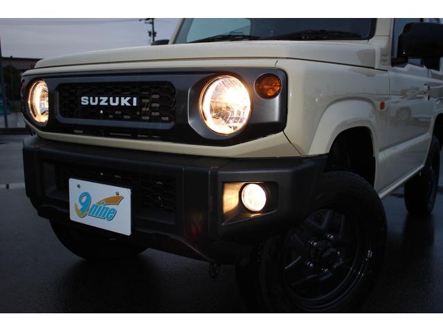 ジムニー XL キーレススタートシステム 禁煙車両 電格ドアミラー スマートキー&プッシュスタート 助手席エアバッグ パートタイム4WD セキュリティ エアバック 横滑り防止機能 パワーウィンドウ フルオートエアコン(43枚目)