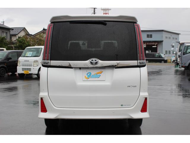 ノア Si ダブルバイビーIII 4WD 後席モニター SD 両側電動ドア BT リアオートエアコン レーンアシスト オートマチックハイビーム バックモニター フルフラット オートライト オートクルーズコントロール ワンオーナー ドラレコ キーレス 4WD(4枚目)