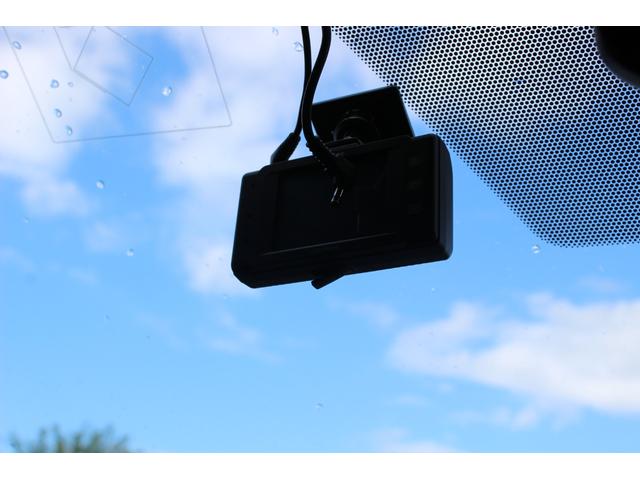 ノア Si ダブルバイビーIII 4WD 後席モニター SD 両側電動ドア BT リアオートエアコン レーンアシスト オートマチックハイビーム バックモニター フルフラット オートライト オートクルーズコントロール ワンオーナー ドラレコ キーレス 4WD(19枚目)