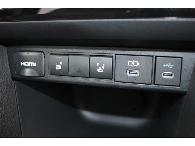 ヤリスクロス ハイブリッドZ BSM 8インチディスプレイオーディオ 電格ドアミラー インテリジェントキー ブルートゥース シ-トヒ-タ- クリソナ 衝突安全ボディ レーンアシスト USB オートマチックハイビーム 試乗車 LEDライト リアカメラ SDナビ 禁煙(37枚目)