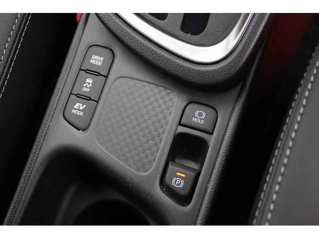 ヤリスクロス ハイブリッドZ BSM 8インチディスプレイオーディオ 電格ドアミラー インテリジェントキー ブルートゥース シ-トヒ-タ- クリソナ 衝突安全ボディ レーンアシスト USB オートマチックハイビーム 試乗車 LEDライト リアカメラ SDナビ 禁煙(39枚目)