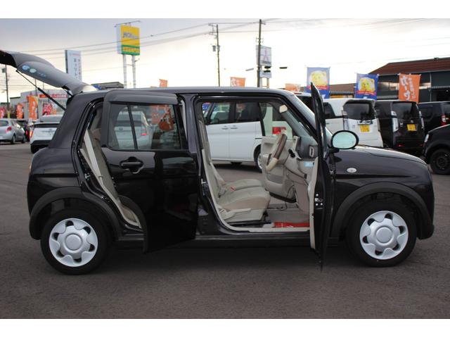 アルトラパン Ｌ　前後誤発進抑制　シートヒーター付　ナビ＆ＴＶ　禁煙　横滑り防止装置付き　エネチャージ　地デジ　リアカメラ　運転席助手席エアバッグ　プッシュスタートスマートキー　イモビライザー　ＤＶＤ再生可　点検記録簿（22枚目）