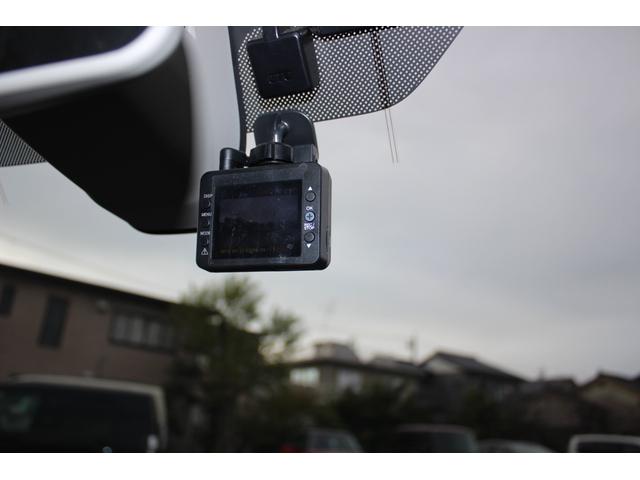 アルトラパン Ｌ　前後誤発進抑制　シートヒーター付　ナビ＆ＴＶ　禁煙　横滑り防止装置付き　エネチャージ　地デジ　リアカメラ　運転席助手席エアバッグ　プッシュスタートスマートキー　イモビライザー　ＤＶＤ再生可　点検記録簿（46枚目）