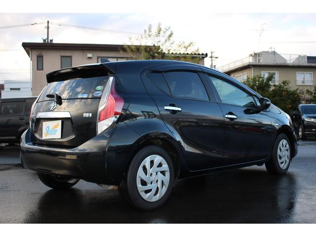 アクア Ｓスタイルブラック　禁煙車両　ＥＣＯモード　安全ボディー　ＳＤナビゲーション　ブルートゥース　記録簿あり　ＡＨＢ　バックモニタ－　地デジフルセグ　ナビＴＶ　ＬＥＤライト　スマートキープッシュスタート　１オーナー　キーフリ（5枚目）