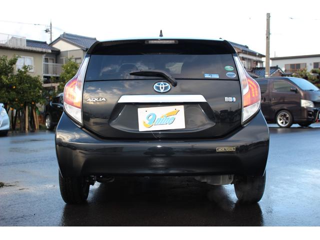 アクア Ｓスタイルブラック　禁煙車両　ＥＣＯモード　安全ボディー　ＳＤナビゲーション　ブルートゥース　記録簿あり　ＡＨＢ　バックモニタ－　地デジフルセグ　ナビＴＶ　ＬＥＤライト　スマートキープッシュスタート　１オーナー　キーフリ（6枚目）