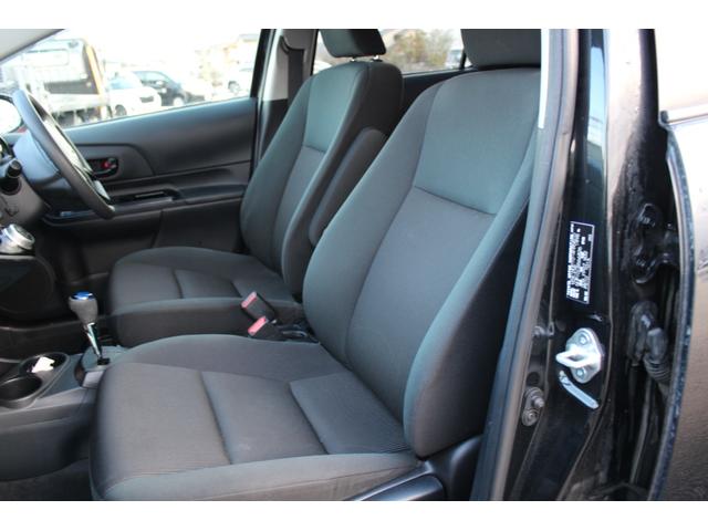 アクア Ｓスタイルブラック　禁煙車両　ＥＣＯモード　安全ボディー　ＳＤナビゲーション　ブルートゥース　記録簿あり　ＡＨＢ　バックモニタ－　地デジフルセグ　ナビＴＶ　ＬＥＤライト　スマートキープッシュスタート　１オーナー　キーフリ（19枚目）