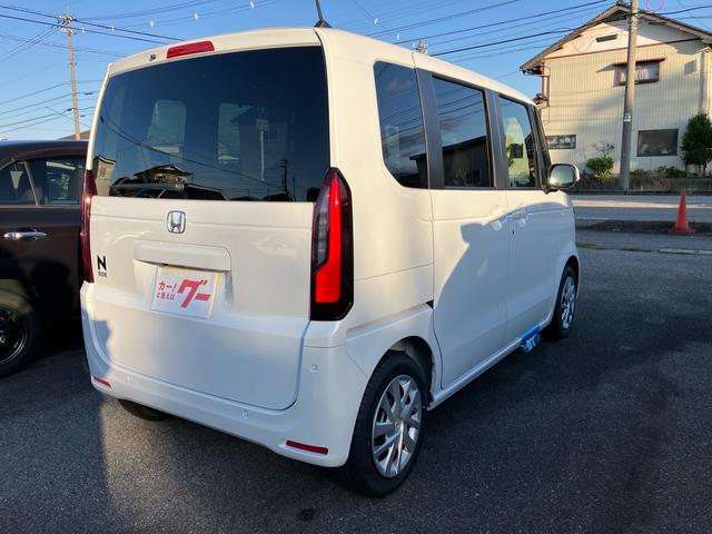 N-BOX ベースグレード スマートキー アイドリングストップ 登録済み(届け出済み)未使用者 オートクルーズコントロール 両側スライドドア 片側電動スライドドア シートヒーター ベンチシート フルフラット レーンアシスト(11枚目)