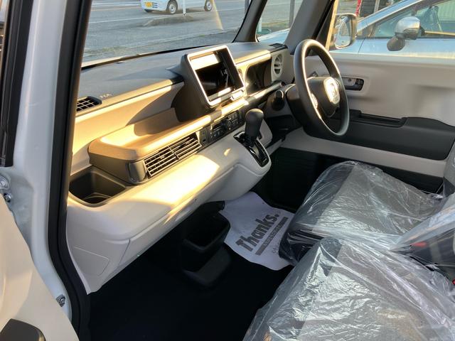 N-BOX ベースグレード スマートキー アイドリングストップ 登録済み(届け出済み)未使用者 オートクルーズコントロール 両側スライドドア 片側電動スライドドア シートヒーター ベンチシート フルフラット レーンアシスト(29枚目)