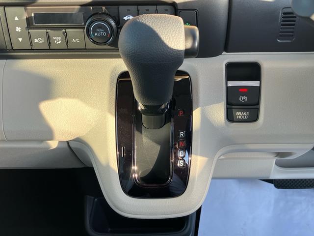 N-BOX ベースグレード スマートキー アイドリングストップ 登録済み(届け出済み)未使用者 オートクルーズコントロール 両側スライドドア 片側電動スライドドア シートヒーター ベンチシート フルフラット レーンアシスト(66枚目)