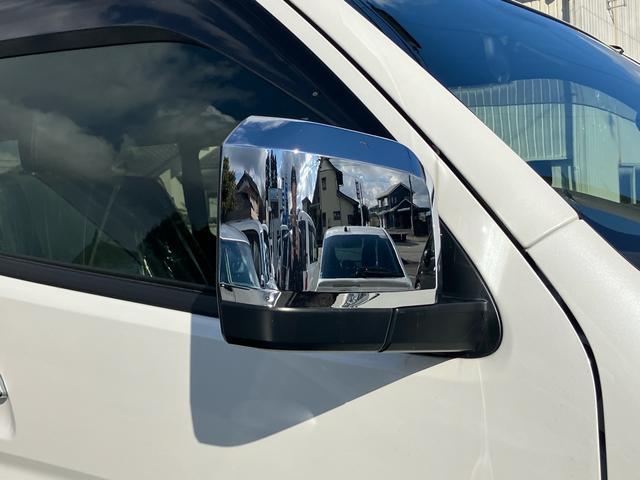 ハイエースバン スーパーＧＬ　ダークプライムＩＩ　スマートキー　４ＷＤ　運転席・助手席エアバック　ＡＢＳ　ＥＳＣ　エアコン　パワーステアリング　パワーウインドウ（5枚目）