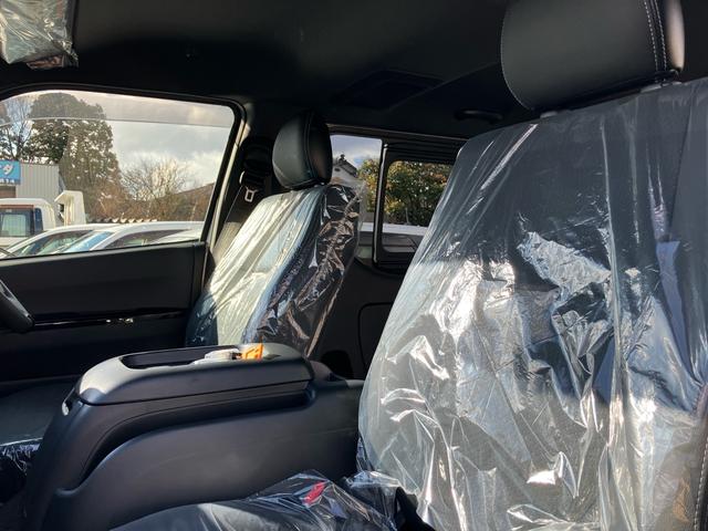 ハイエースバン スーパーＧＬ　ダークプライムＩＩ　スマートキー　４ＷＤ　運転席・助手席エアバック　ＡＢＳ　ＥＳＣ　エアコン　パワーステアリング　パワーウインドウ（29枚目）