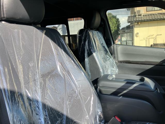 ハイエースバン スーパーＧＬ　ダークプライムＩＩ　スマートキー　４ＷＤ　運転席・助手席エアバック　ＡＢＳ　ＥＳＣ　エアコン　パワーステアリング　パワーウインドウ（42枚目）