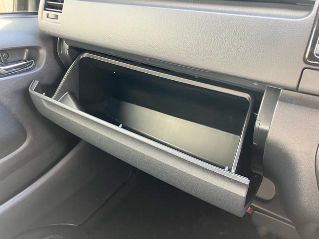 ハイエースバン スーパーＧＬ　ダークプライムＩＩ　スマートキー　４ＷＤ　運転席・助手席エアバック　ＡＢＳ　ＥＳＣ　エアコン　パワーステアリング　パワーウインドウ（50枚目）