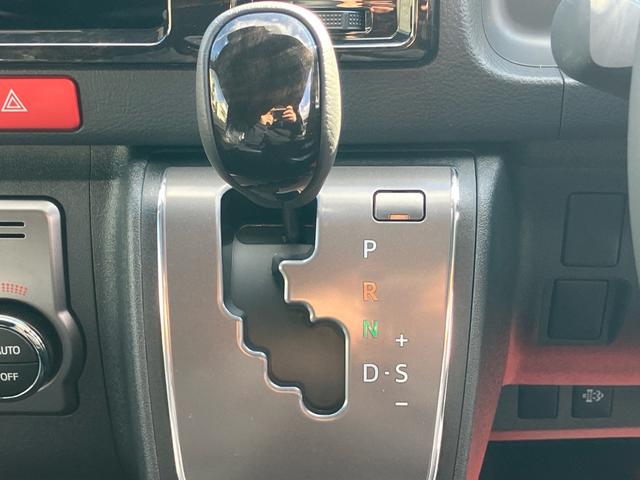 ハイエースバン スーパーＧＬ　ダークプライムＩＩ　スマートキー　４ＷＤ　運転席・助手席エアバック　ＡＢＳ　ＥＳＣ　エアコン　パワーステアリング　パワーウインドウ（69枚目）