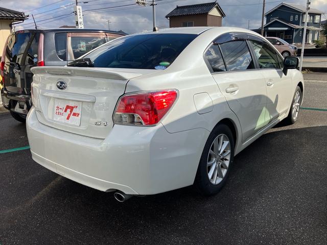 インプレッサＧ４ ２．０ｉ　キーレスエントリー　アイドリングストップ　４ＷＤ　ナビＴＶ　Ｂｌｕｅｔｏｏｔｈ　オートクルーズコントロール　運転席・助手席エアバック　ＡＢＳ　ＥＳＣ　盗難防止システム　エアコン　パワーステアリング（11枚目）