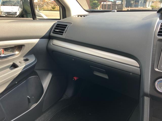 インプレッサＧ４ ２．０ｉ　キーレスエントリー　アイドリングストップ　４ＷＤ　ナビＴＶ　Ｂｌｕｅｔｏｏｔｈ　オートクルーズコントロール　運転席・助手席エアバック　ＡＢＳ　ＥＳＣ　盗難防止システム　エアコン　パワーステアリング（43枚目）