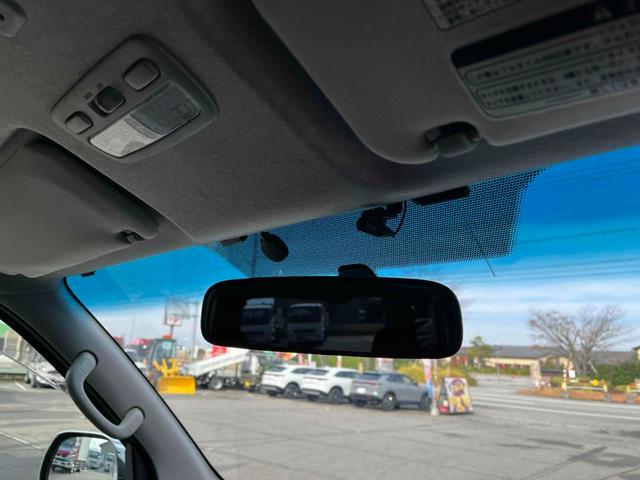 ハイエースバン スーパーGL ダークプライム ディーゼルターボ 4WD NAVI TV バックカメラ ETC 両側電動スライドドア LEDヘッドライト(11枚目)