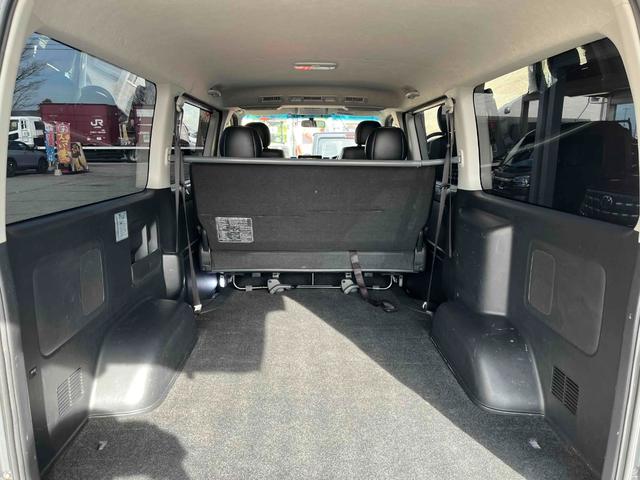 ハイエースバン スーパーGL ダークプライム ディーゼルターボ 4WD NAVI TV バックカメラ ETC 両側電動スライドドア LEDヘッドライト(15枚目)