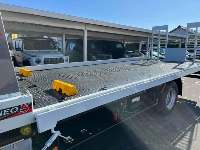 キャンター 　ユニックＮＥＯ５　積載車　３１００ｋｇ　リモコン　バックカメラ　荷台開閉アオリ　衝突軽減ブレーキ　ＬＥＤライト　フル液晶ディスプレイ（14枚目）