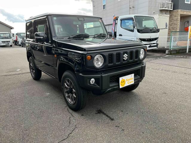 ジムニー XC クリアランスソナー 4WD セーフティサポート クルーズコントロール アイドリングストップ LEDヘッドライト ヘッドライトウォッシャー シートヒーター 革巻きステアリング 電動格納ミラー(2枚目)