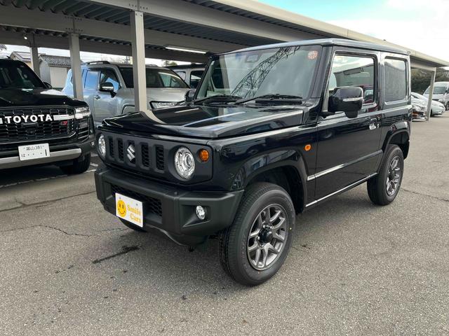 ジムニー XC クリアランスソナー 4WD セーフティサポート クルーズコントロール アイドリングストップ LEDヘッドライト ヘッドライトウォッシャー シートヒーター 革巻きステアリング 電動格納ミラー(4枚目)