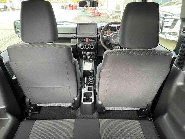 ジムニー XC クリアランスソナー 4WD セーフティサポート クルーズコントロール アイドリングストップ LEDヘッドライト ヘッドライトウォッシャー シートヒーター 革巻きステアリング 電動格納ミラー(13枚目)