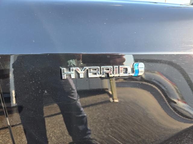 クラウンハイブリッド アスリートＧ　１８インチアルミ・本革シート・純正ナビ・フルセグ・ＥＴＣ（13枚目）