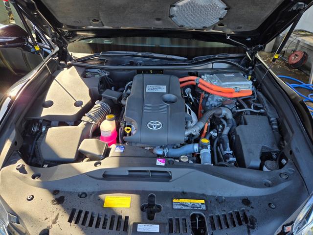 クラウンハイブリッド アスリートＧ　１８インチアルミ・本革シート・純正ナビ・フルセグ・ＥＴＣ（25枚目）