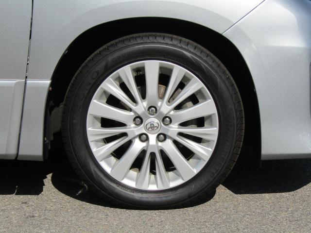 アルファード 240S ユーザー買取車 純正HDDナビ 両側パワースライドドア HIDライト ツインムーンルーフ 純正アルミホイール 社外シートカバー カーテン ETC スマートキー プッシュスタート 天吊モニター(20枚目)