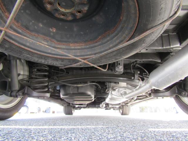 アルファード 240S ユーザー買取車 純正HDDナビ 両側パワースライドドア HIDライト ツインムーンルーフ 純正アルミホイール 社外シートカバー カーテン ETC スマートキー プッシュスタート 天吊モニター(23枚目)